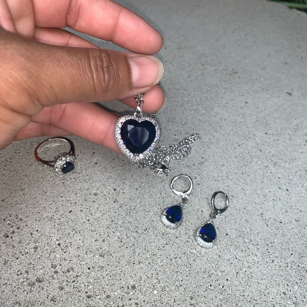 Jewelry set - Picture 2 of 9